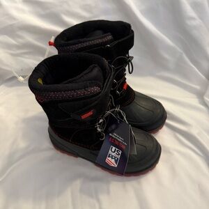 NWT Khombu Pety Kid’s Snow Boots